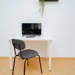 شقة Metternich Apartment, Perfekt Fuer 4 *