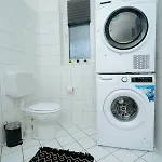 شقة Metternich Apartment, Perfekt Fuer 4