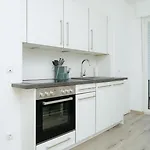Metternich Apartment, Perfekt Fuer 4 كوبلنس